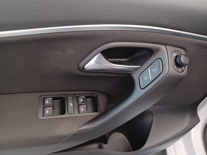 Volkswagen Polo - Photo 36