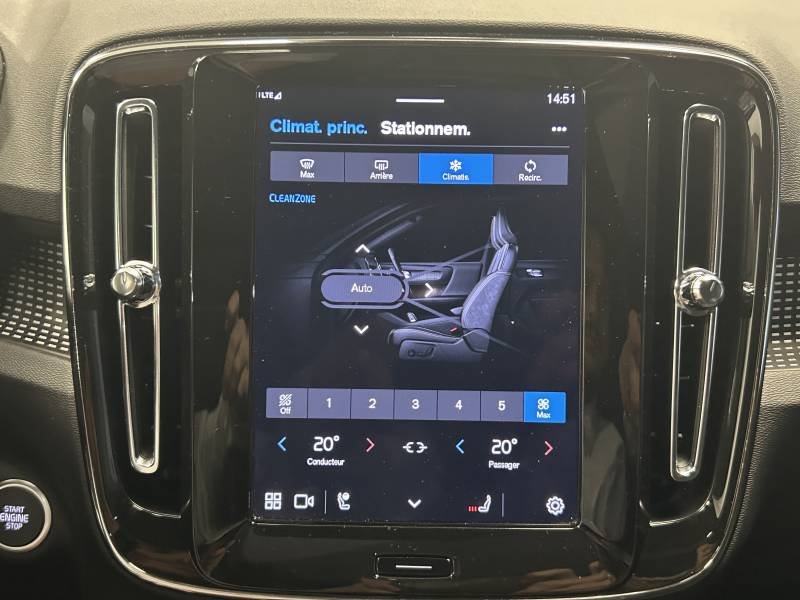 Volvo XC40 - Photo 23