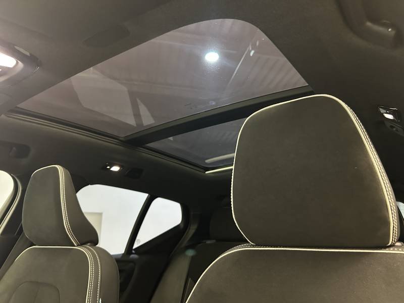 Volvo XC40 - Photo 30