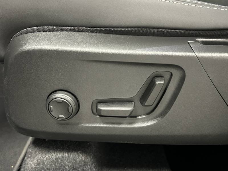 Volvo XC40 - Photo 35