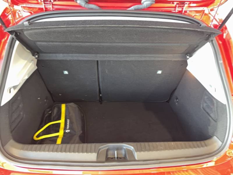 Renault Clio - Photo 18