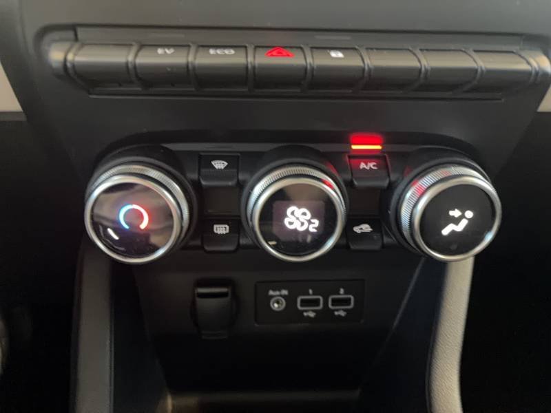 Renault Clio - Photo 32