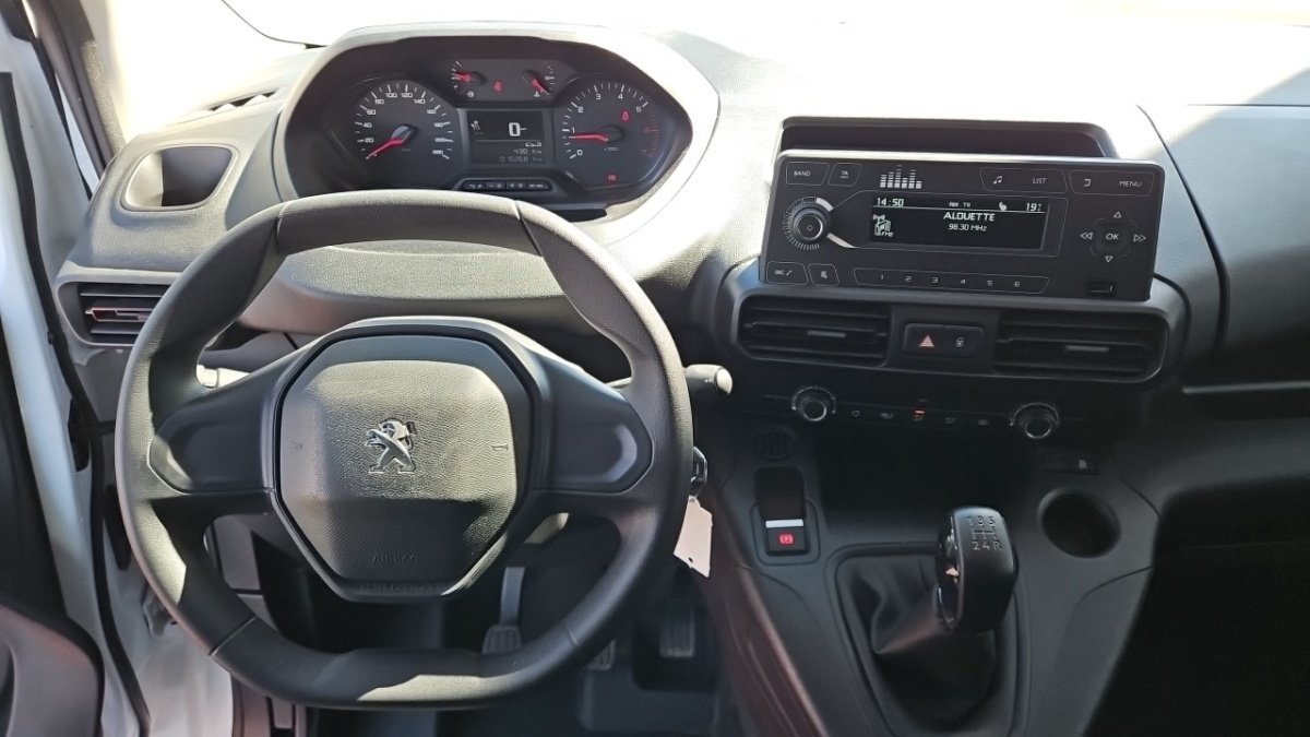 Peugeot Partner - Photo 15