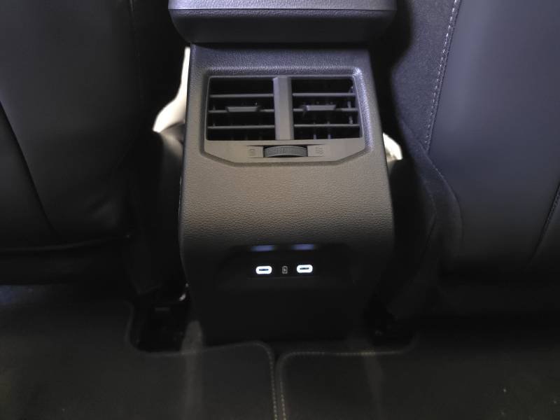 Mitsubishi Eclipse Cross - Photo 23