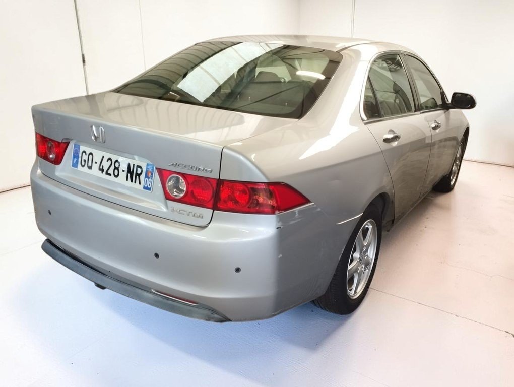 Honda Accord - Photo 2