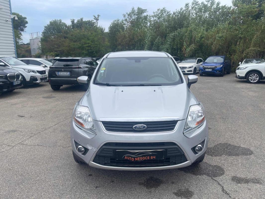 Ford Kuga - Photo 2