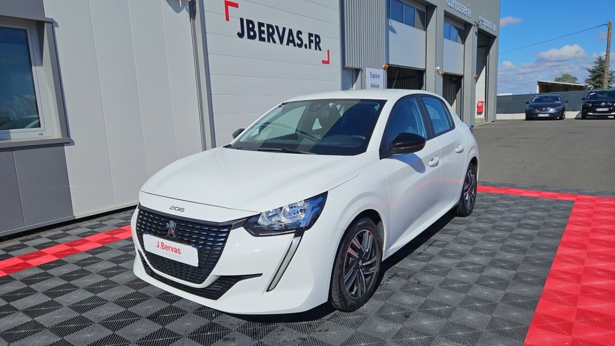 Peugeot 208 - Photo 1