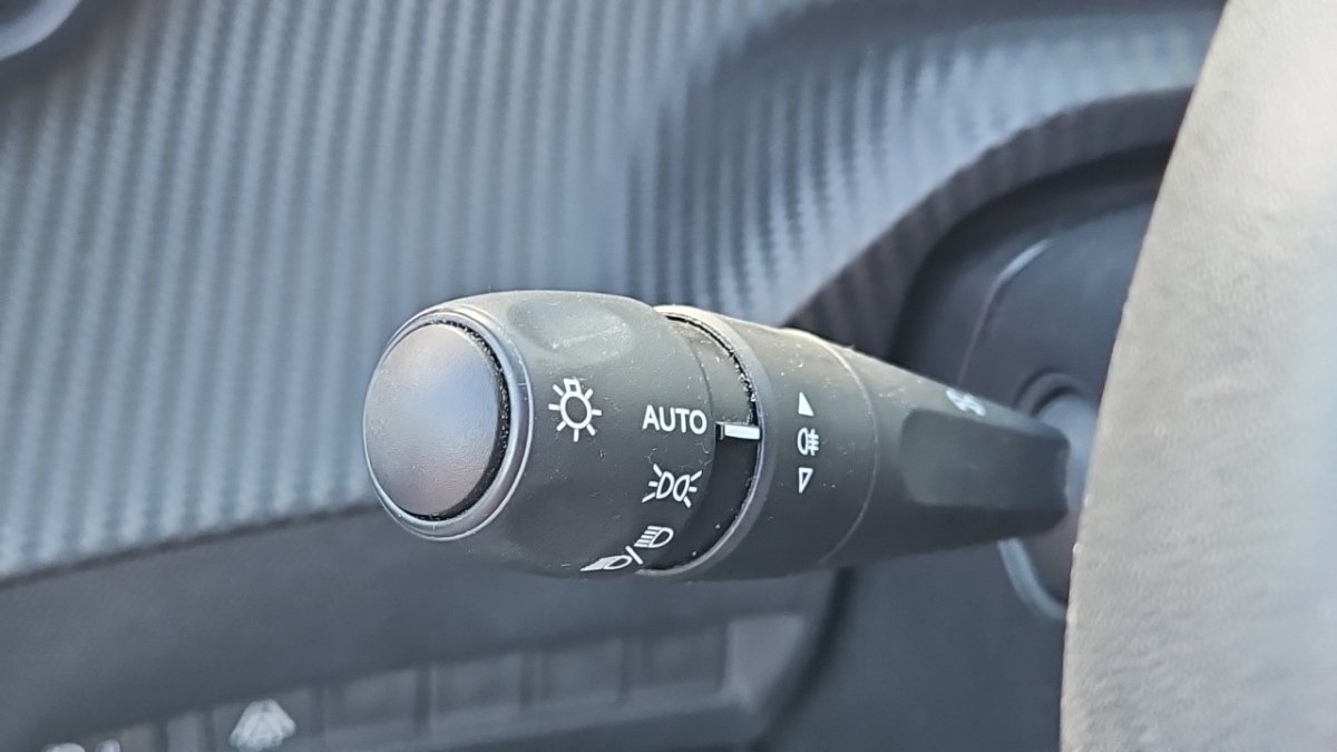 Peugeot 208 - Photo 22