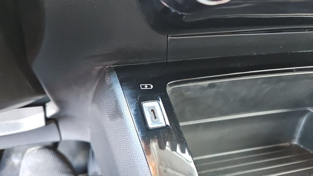 Peugeot 208 - Photo 26