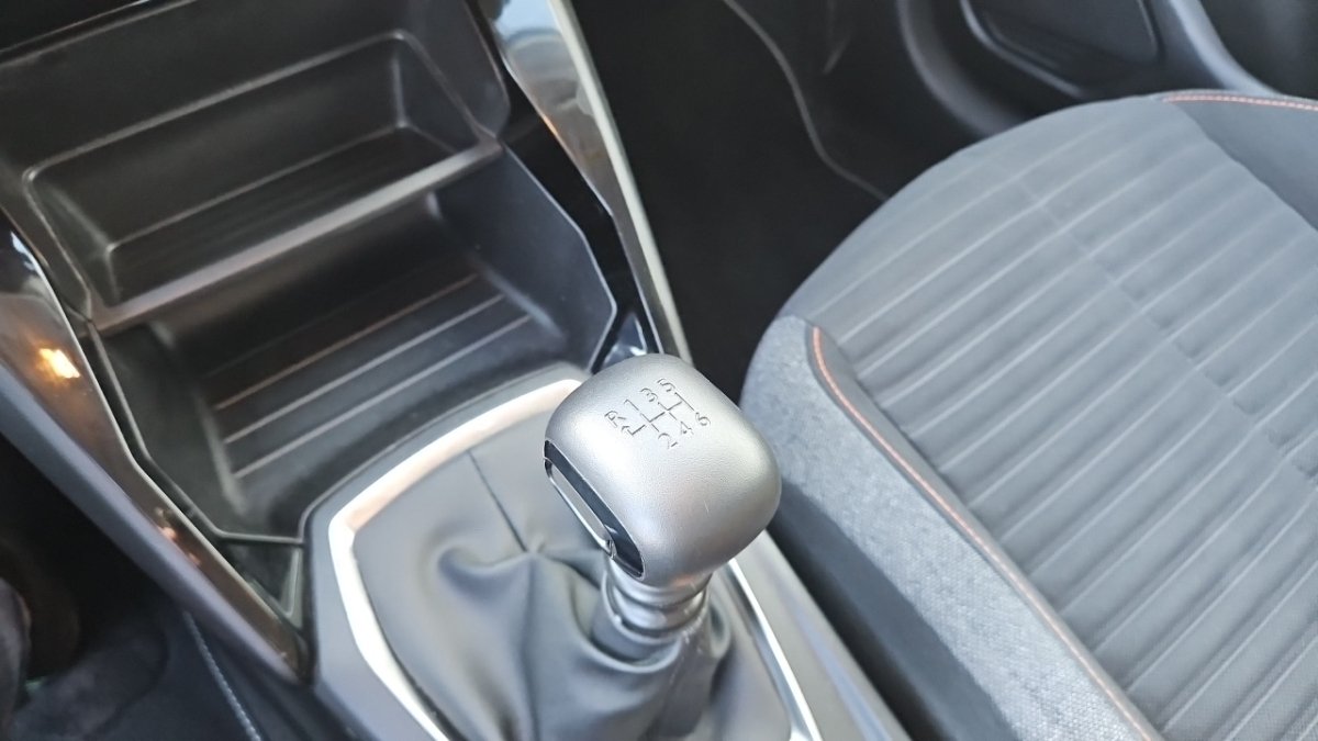 Peugeot 208 - Photo 28