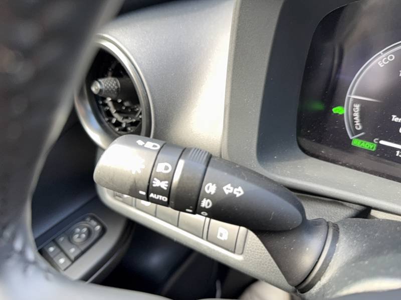 Toyota C-HR - Photo 36