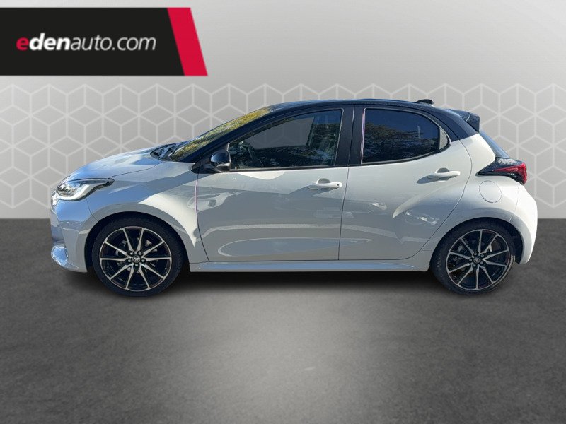 Toyota Yaris - Photo 2
