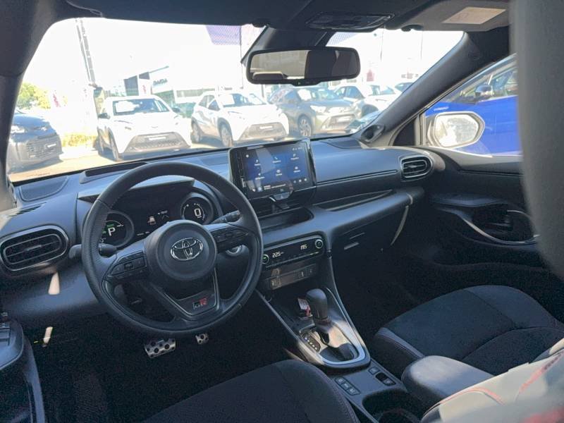Toyota Yaris - Photo 39