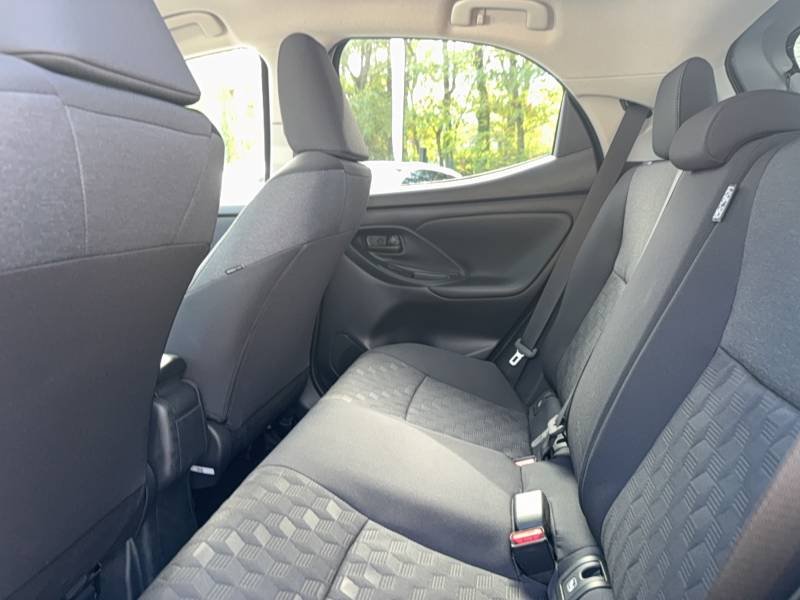 Toyota Yaris - Photo 13