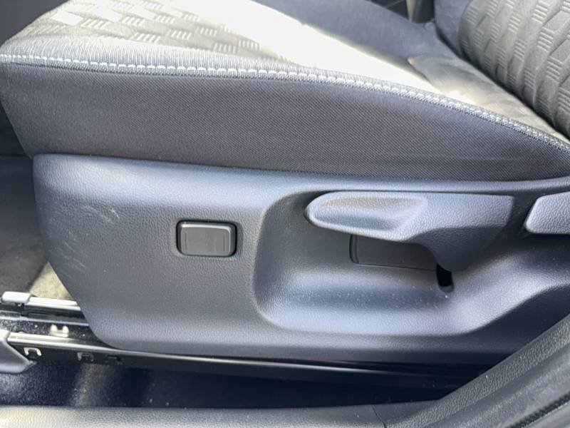 Toyota Yaris - Photo 16