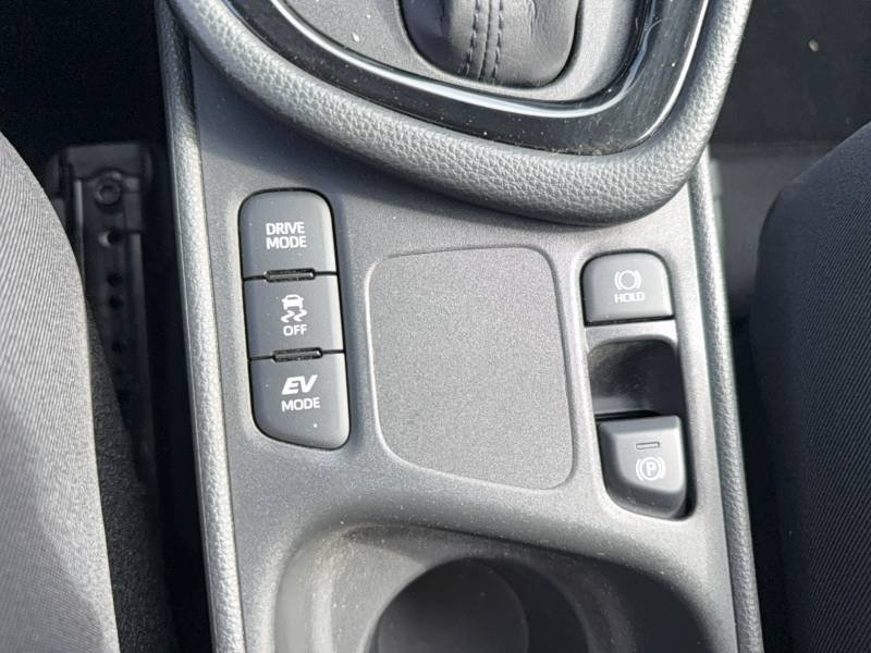 Toyota Yaris - Photo 19