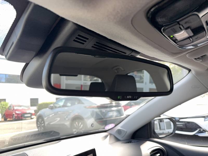 Toyota Yaris - Photo 31