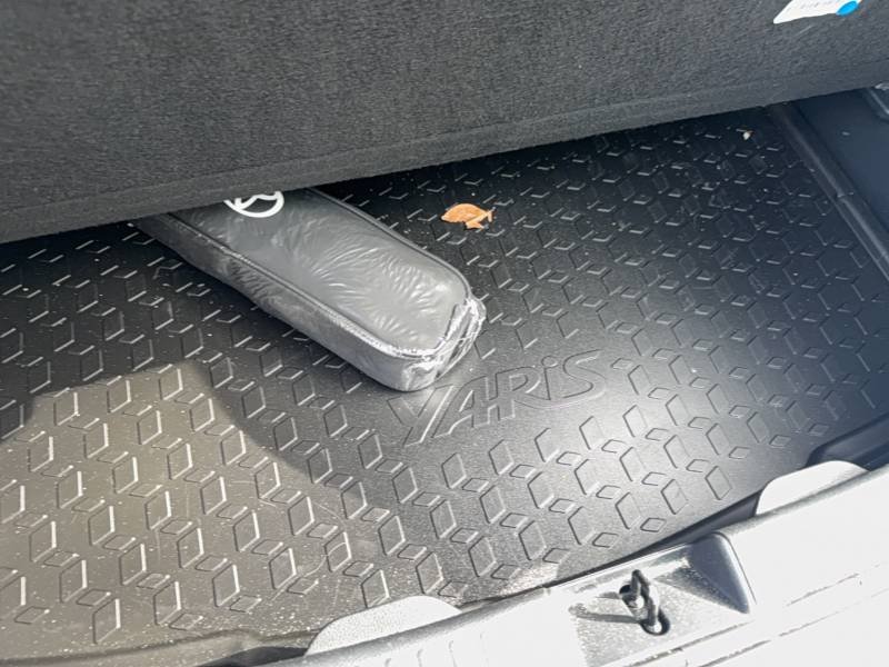 Toyota Yaris - Photo 41