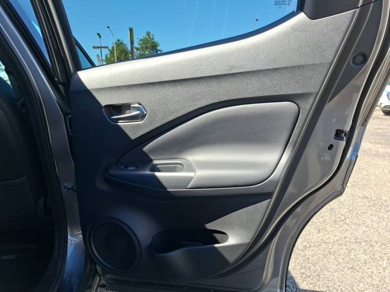 Nissan Juke - Photo 33