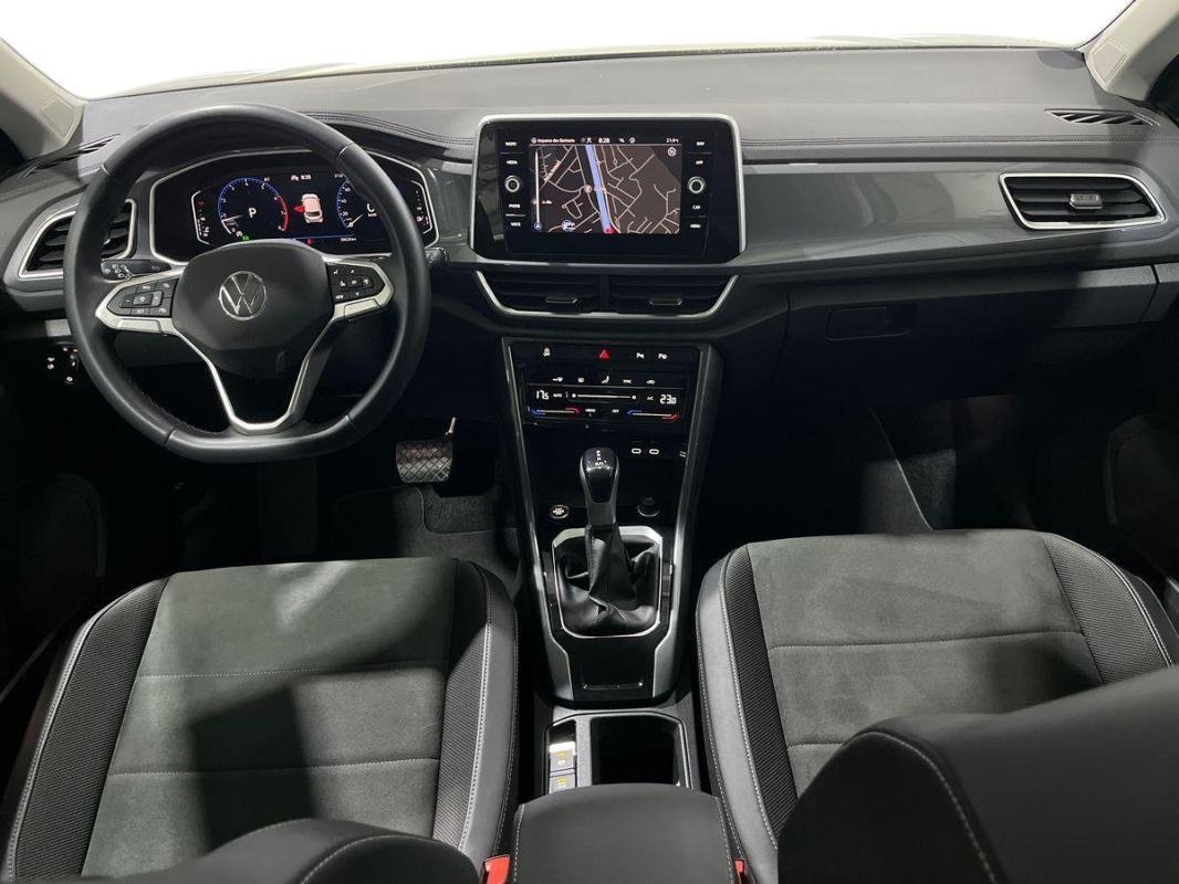 Volkswagen T-Roc - Photo 8