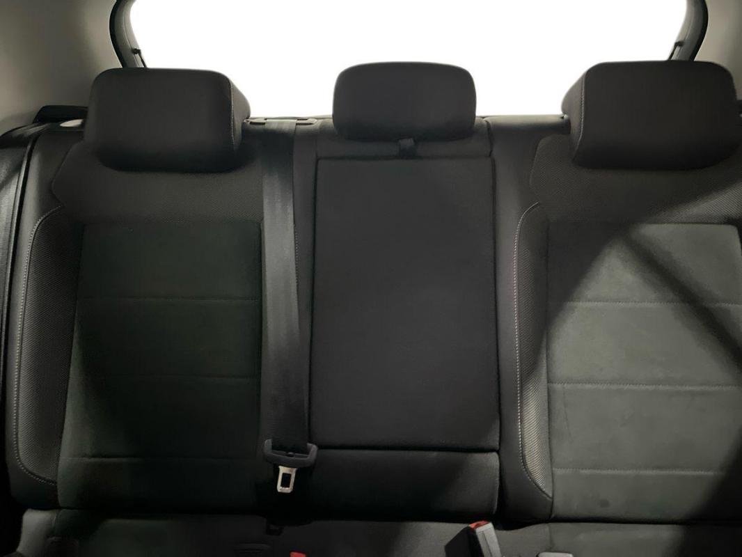 Volkswagen T-Roc - Photo 22