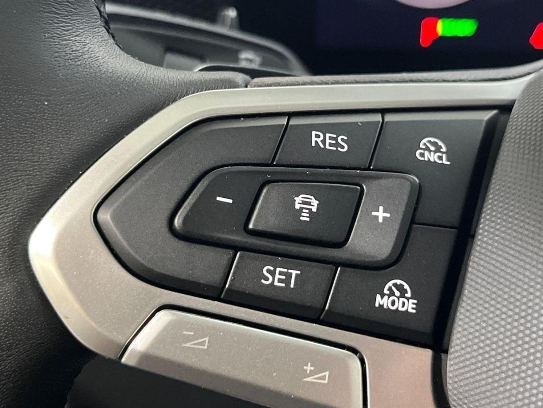 Volkswagen Tiguan - Photo 23