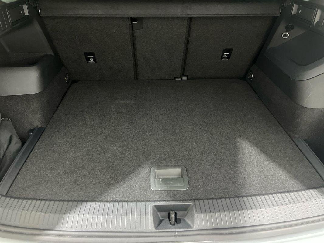 Volkswagen Tiguan - Photo 35