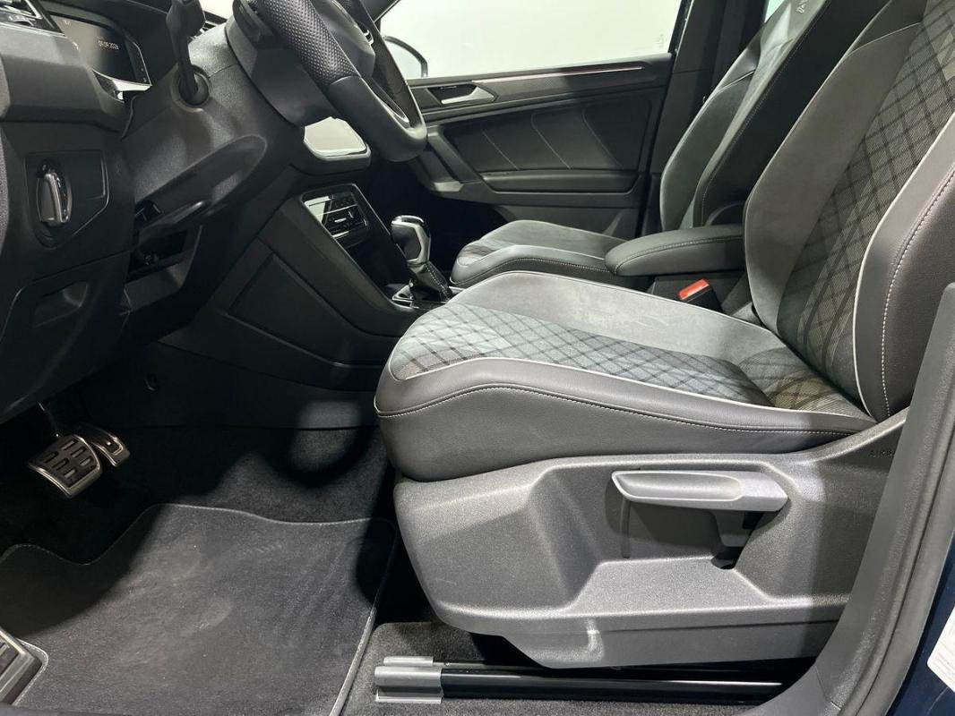 Volkswagen Tiguan - Photo 14