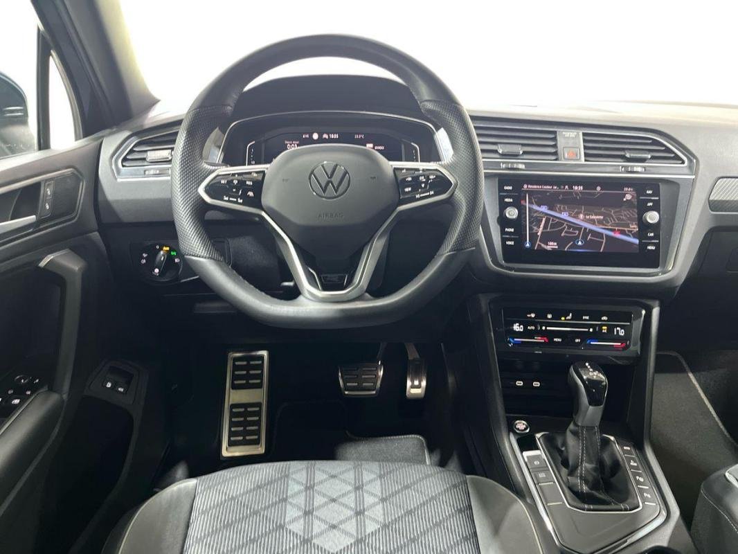 Volkswagen Tiguan - Photo 24