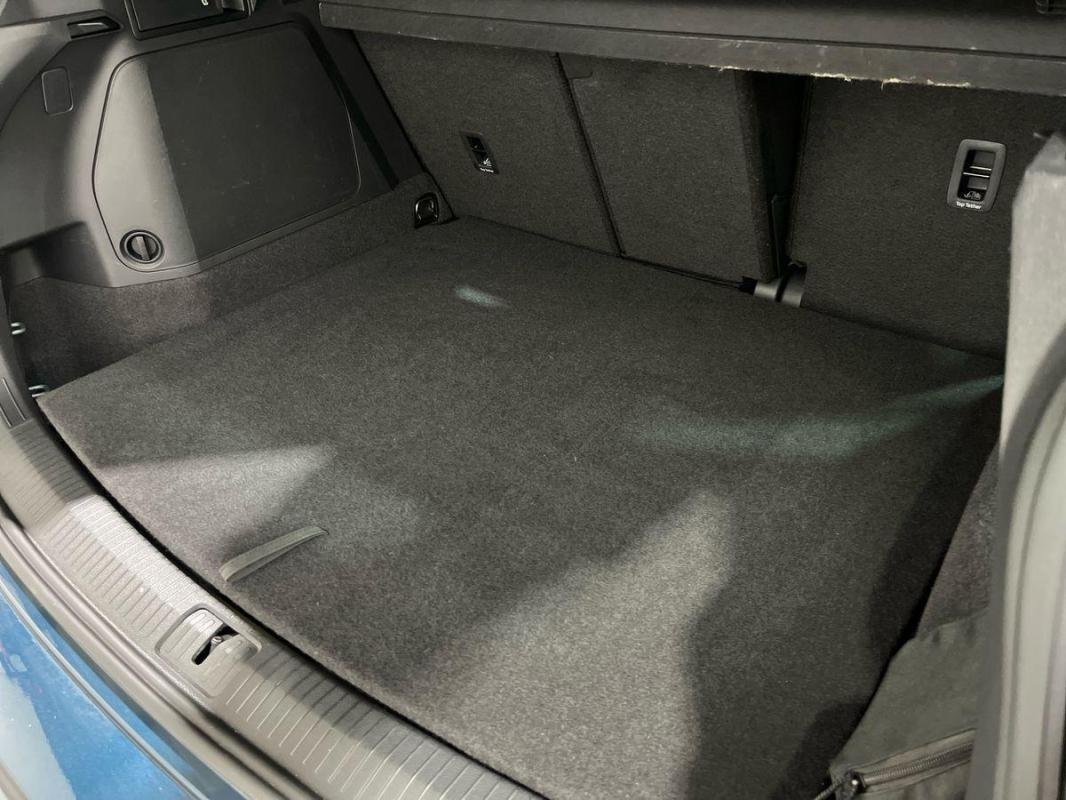 Volkswagen Tiguan - Photo 32