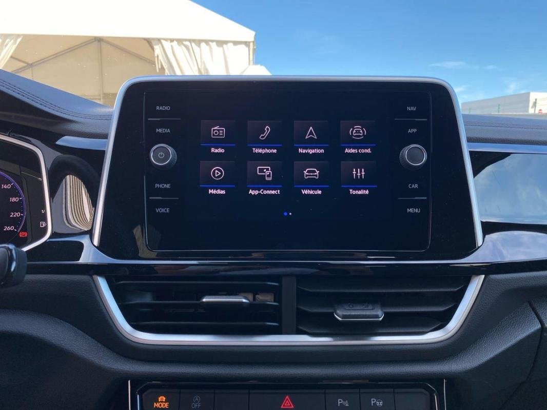 Volkswagen T-Roc - Photo 16