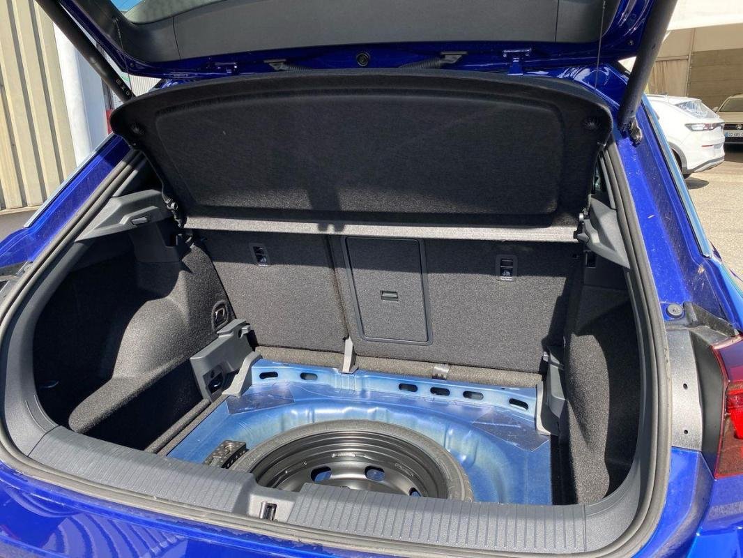 Volkswagen T-Roc - Photo 32