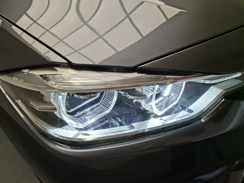 BMW Série 3 - Photo 21