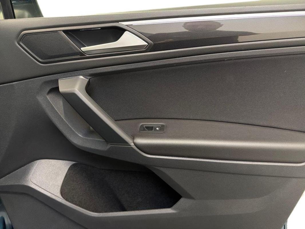 Volkswagen Tiguan - Photo 15