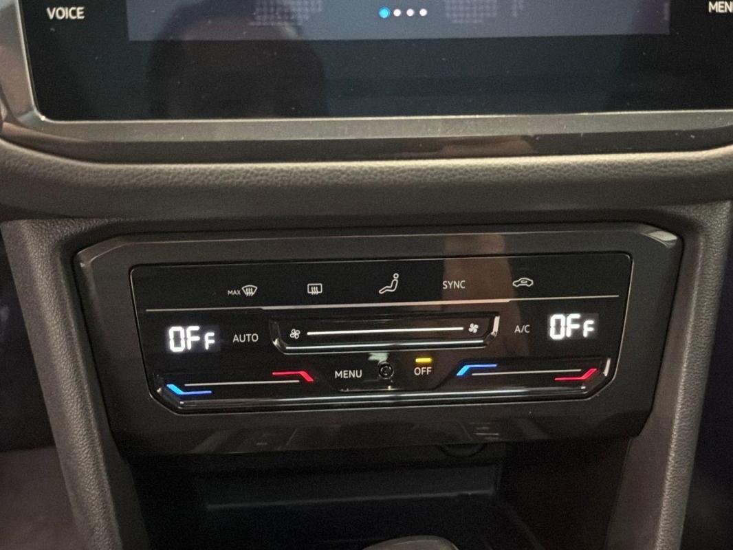 Volkswagen Tiguan - Photo 19