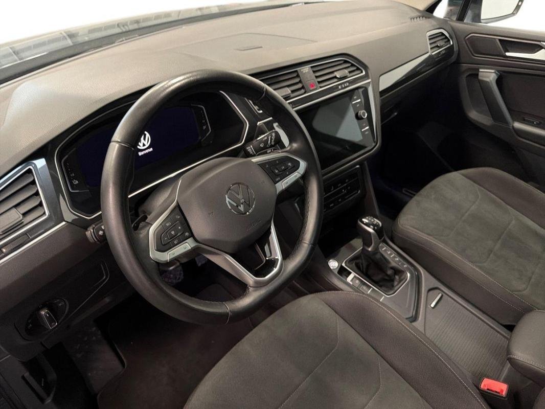 Volkswagen Tiguan - Photo 9