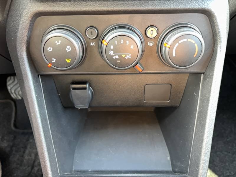 Dacia Sandero - Photo 25