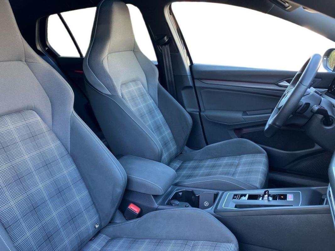 Volkswagen Golf - Photo 13