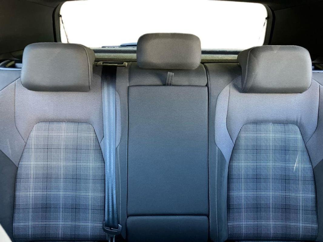 Volkswagen Golf - Photo 22