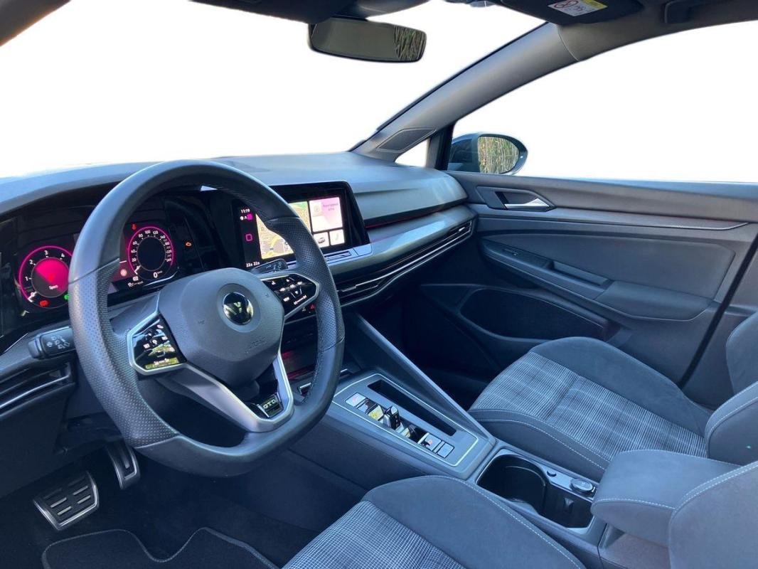 Volkswagen Golf - Photo 9