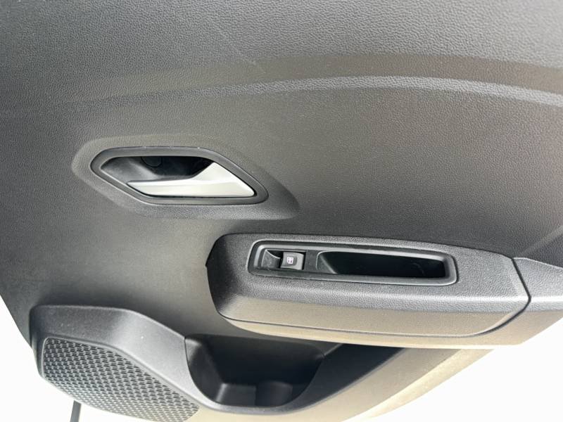 Dacia Sandero - Photo 12