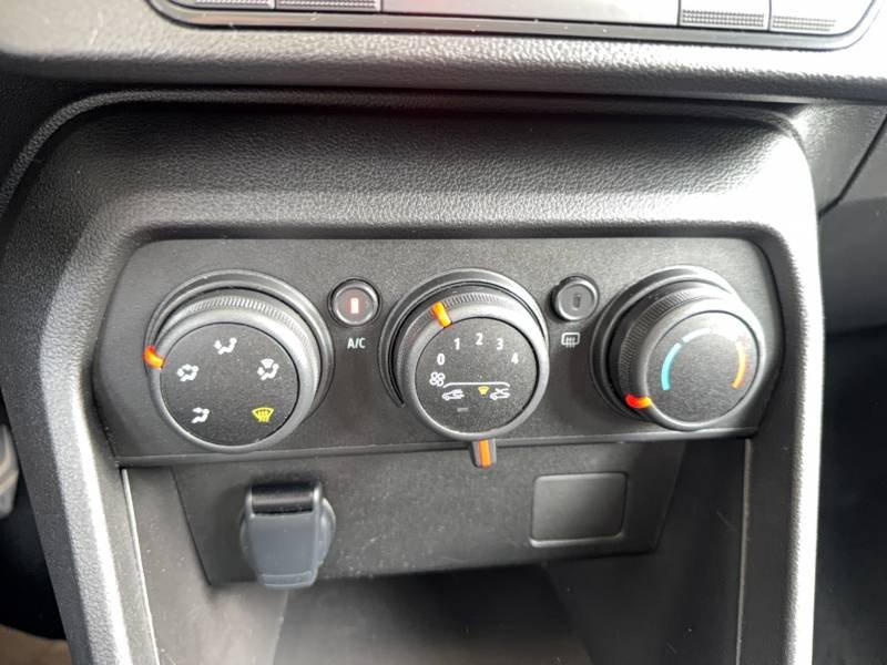 Dacia Sandero - Photo 20