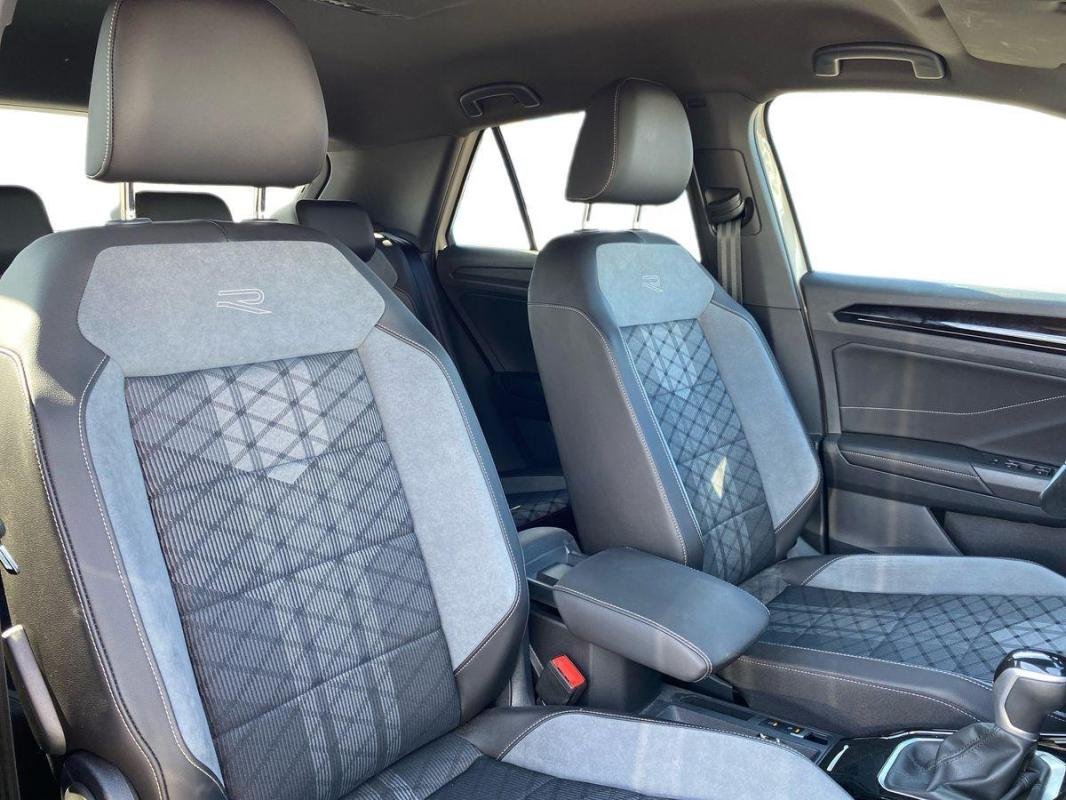 Volkswagen T-Roc - Photo 13