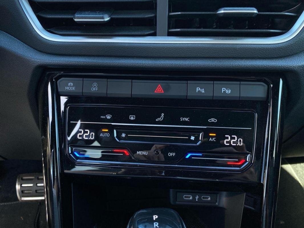 Volkswagen T-Roc - Photo 19