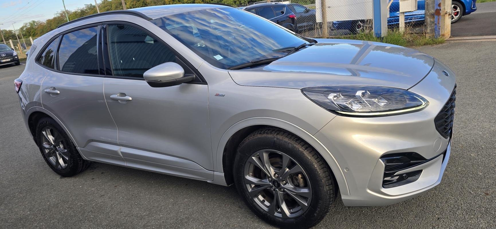 Ford Kuga - Photo 4