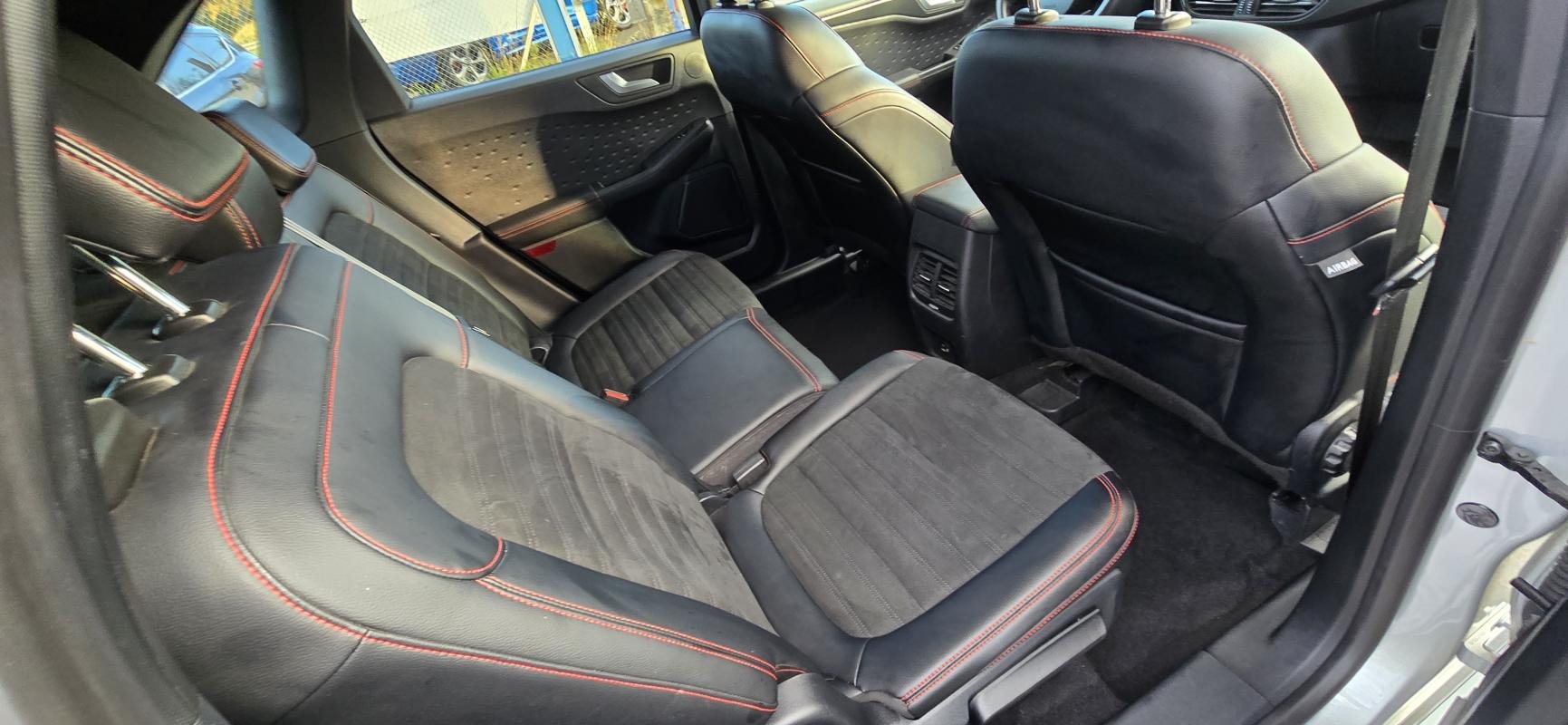 Ford Kuga - Photo 8