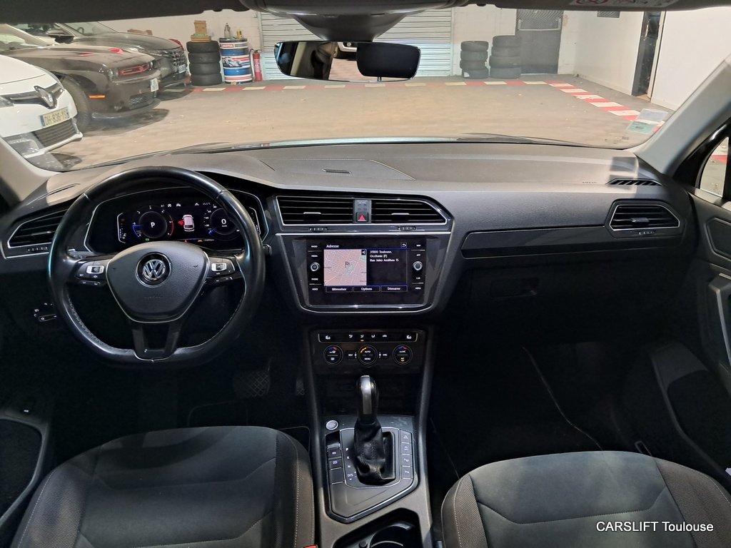 Volkswagen Tiguan - Photo 13