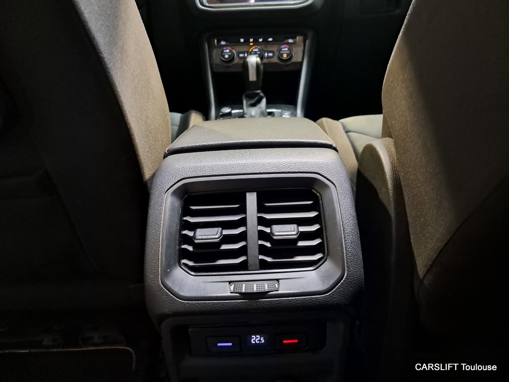 Volkswagen Tiguan - Photo 17