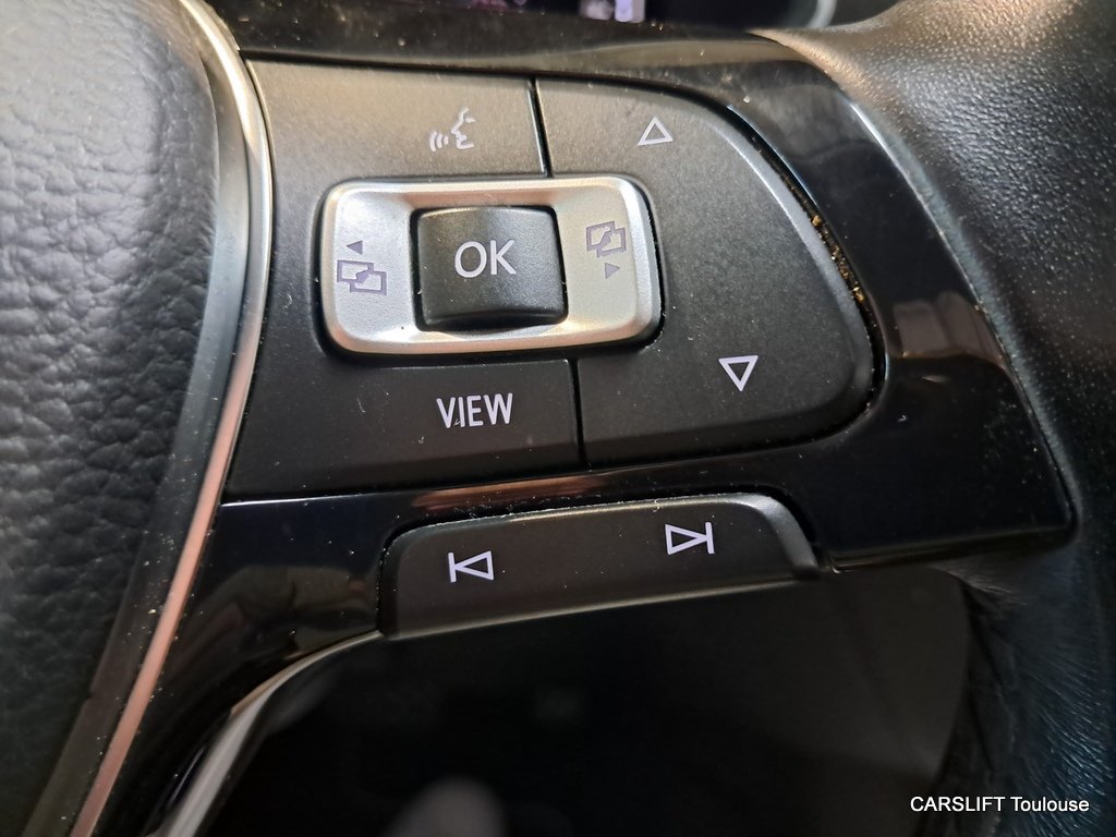 Volkswagen Tiguan - Photo 21