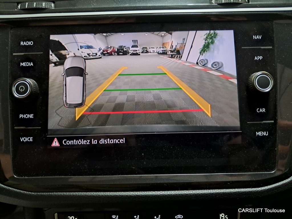 Volkswagen Tiguan - Photo 24